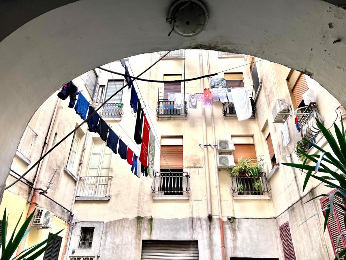 Casa Vacanza Da Zia Susetta Napoli Bagian luar foto