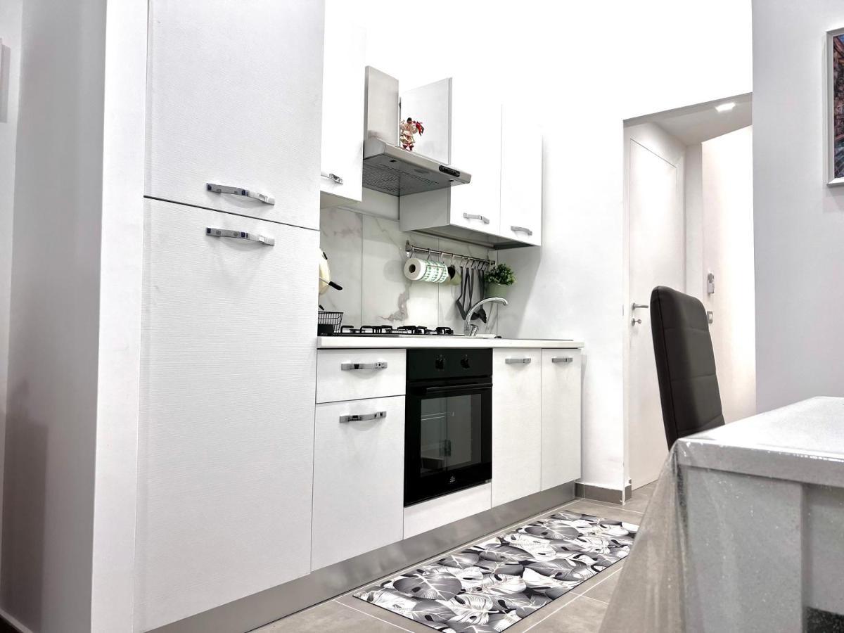 Casa Vacanza Da Zia Susetta Napoli Bagian luar foto